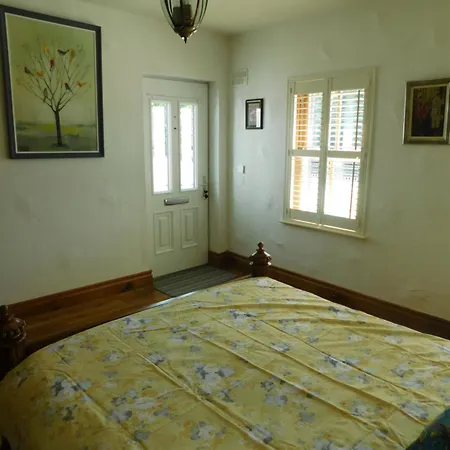 Willow F91x0c8 Apartment